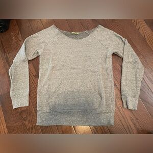 Shoulder Cut Off Crewneck